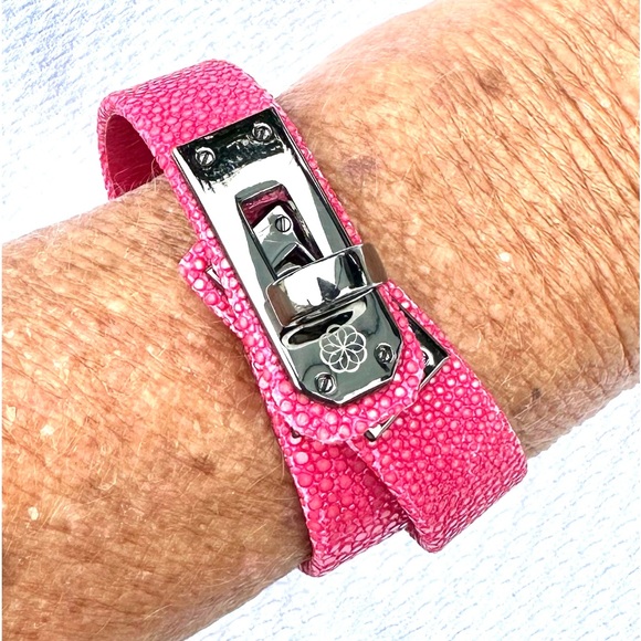 Cristina Sabatini Jewelry - Cristina Sabatini Genuine Stingray Gray Wrap Bracelet EUC